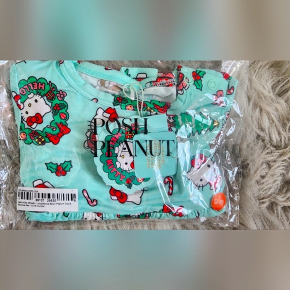 Posh Peanut Hello Kitty Wreath Long sleeved Peplum Ruffled Bummie Set - Picture 2 of 5